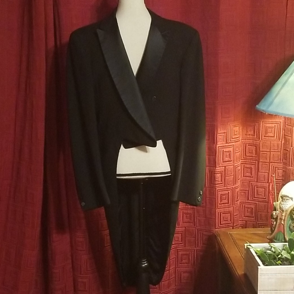 Men's Long Tail Tuxedo Jacket